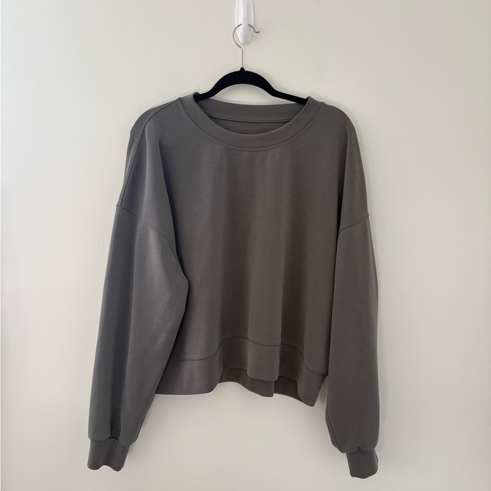 Lululemon Grey Sage Perfectly Oversized Cropped Softstreme - Picture 2 of 4
